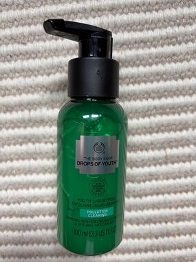 The Body Shop Drops of Youth Liquid Peel
